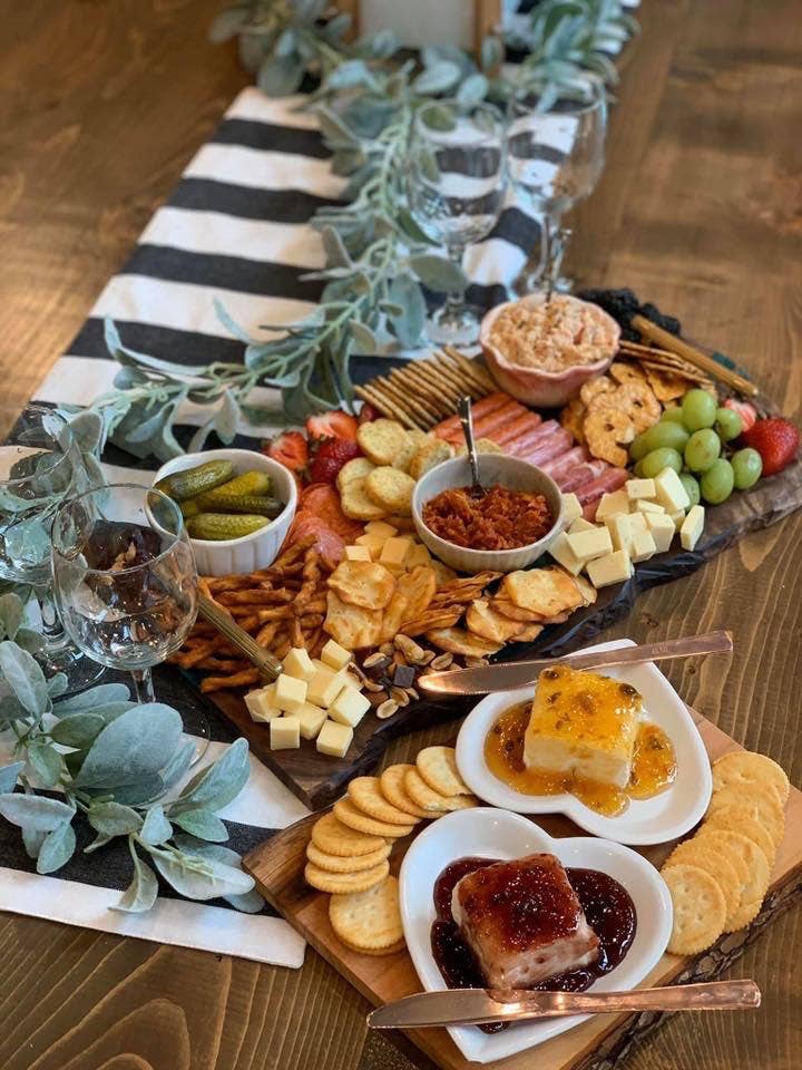 Southern Roots Sisters - Charcuterie Size Blackberry Pepper Jam