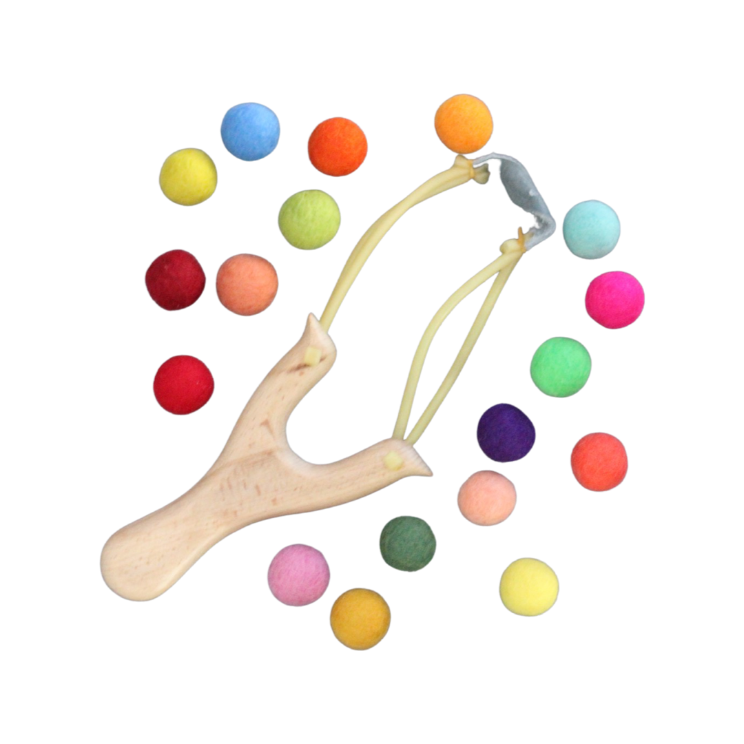 Sheep Farm Felt - Wooden Slingshot with Felt Balls